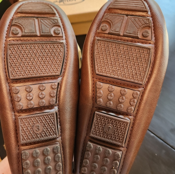 Little boy driving shoes - Picture 4 of 5